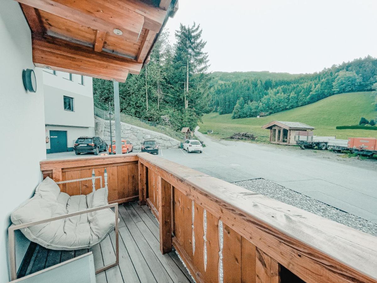 Oldwood Chalet - Balcony & Car Park By Alpenluxus Appartements Fügen Extérieur photo